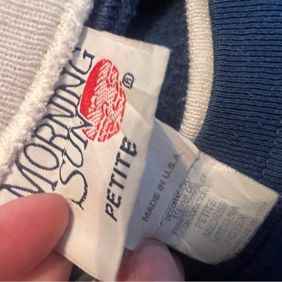 Vintage Christmas Sweatshirt Holiday Snowman size M Petite Blue Made in USA - Picture 4 of 5